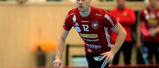 Stenberg spelar trots knäskadan
