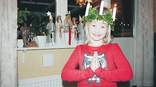 Det blir Hycklingetjejen Isabelle Schwab som tar plats bredvid Lovisa Monell på söndag.