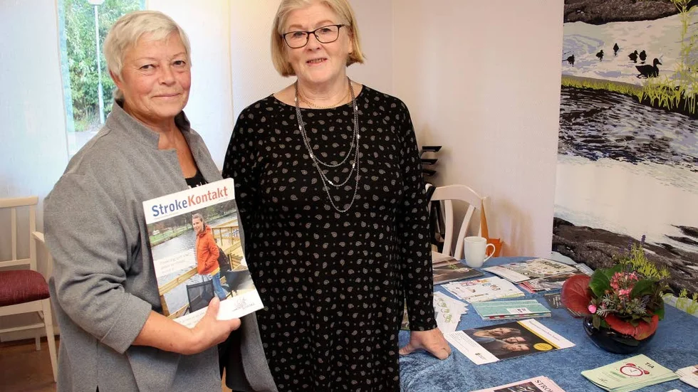 ”I föreningen kan man få råd och stöd och känner sig aldrig ensam” säger Yvonne Rosvall och May-Britt Waghorn i Strokeföreningen i Enköping.
