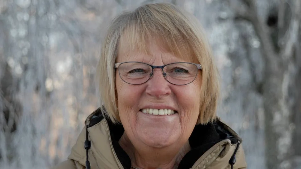 Att träna draghundar på barmark och käka myror  - inget är främmande för Ewa Axelhed i Veckholm utanför Enköping.