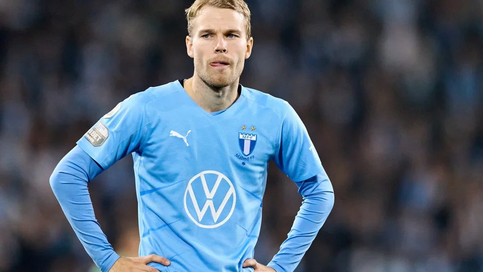 Malmös FF:s mittfältare Oscar Lewicki är tillbaka i spel efter sina knäproblem. Arkivbild.
