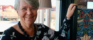 Karin startar lokalt nätverk mot ofrivillig ensamhet • Vill att singlar i Västervik ska träffas och nätverka • "Handlar om att bilda vänskaper"