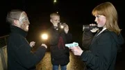 Tystnad, tagning! Joachim Bülow är den som oftast håller i kameran ­ om han inte har en roll i filmen, förstås. Ida Bruks och Niklas Reinholdsson är skådespelare och gör även stuntscener. Foto: Hans E Ericson