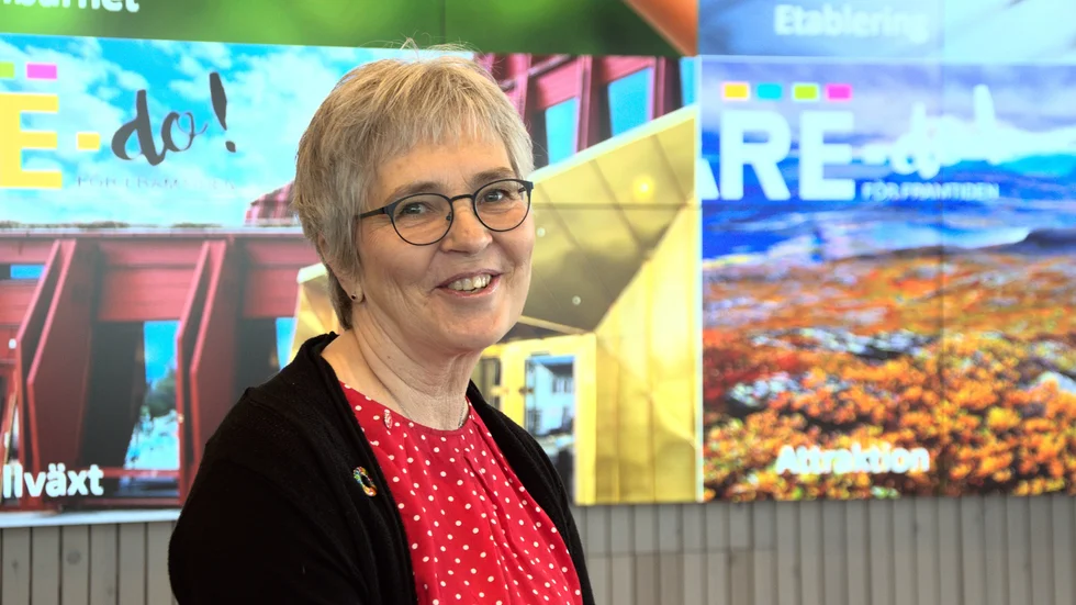 Även om den styrande majoriteten skulle behålla makten kommer Jeanette Wäppling inte att vara kommunalråd i Gällivare efter nästa val. Hon har valt att ta några steg tillbaka på Vänsterpartiets vallista. 