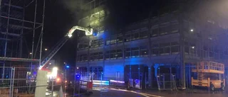 Kraftig rökutveckling i p-husbrand