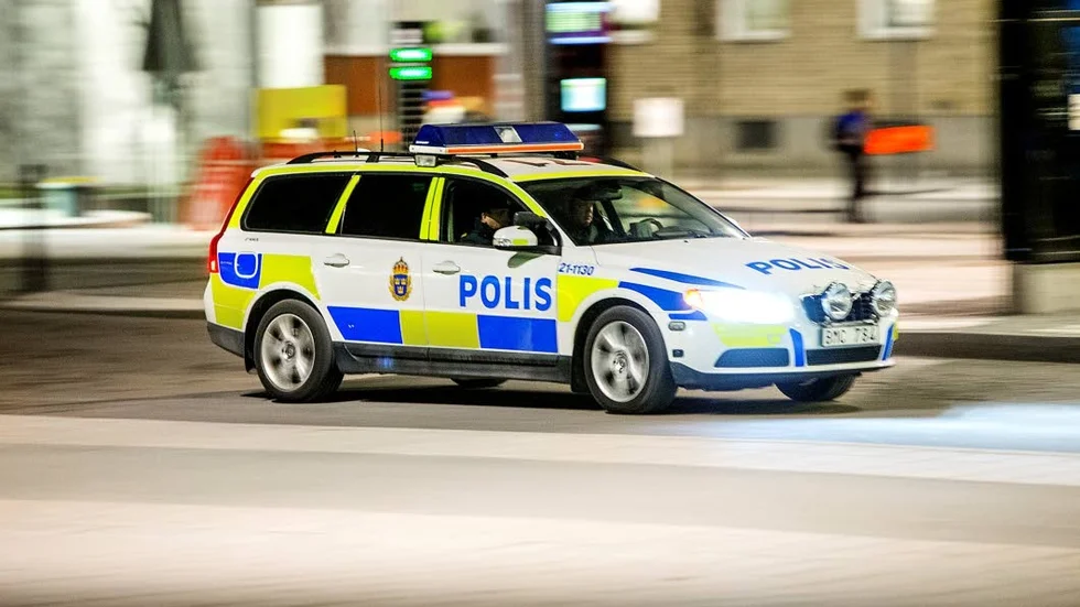 En man har gripits, misstänkt för misshandel, på en adress i Uppsala.