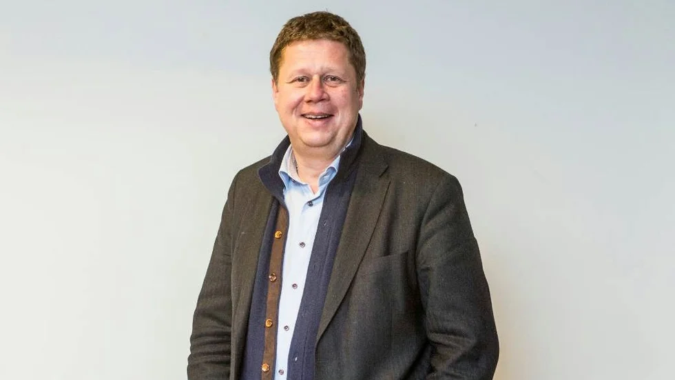 Lasse Svensson, SH Bygg, till uppgång.
Foto : STAFFAN CLAESSON  20141021 

frilagd med bana