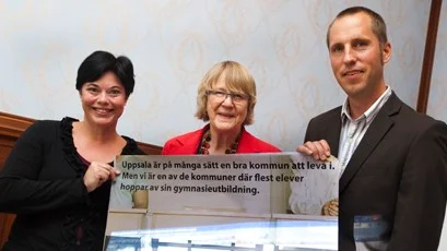 Socialdemokraterna inleder valrÃ¶relsen i Uppsala frÃ¥n vÃ¤nster,marlene Burwick kommunalrÃ¥d, Anita berger ordfÃ¶rande i Socialdemokraterna, Erik Pelling kommunalrÃ¥d