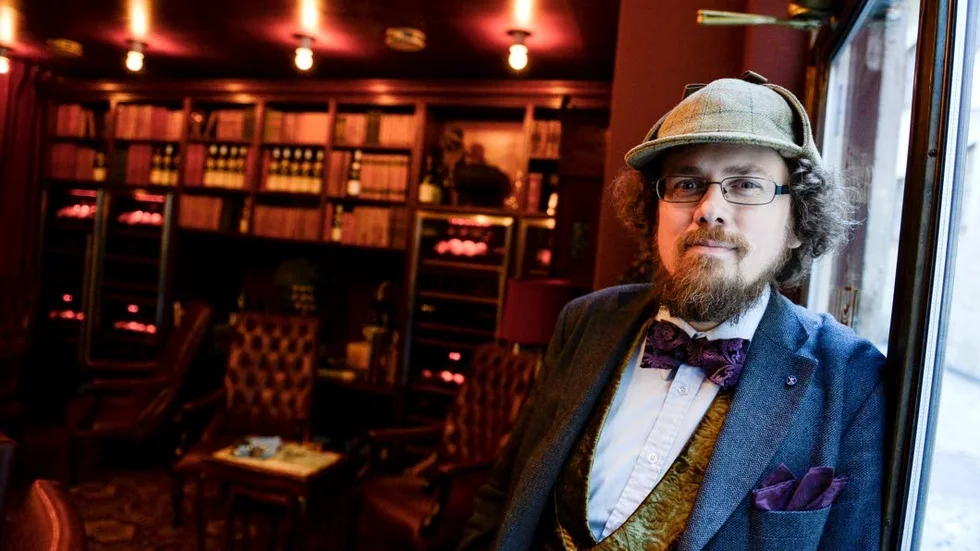 Mattias Boström från Håbo är Sveriges främsta Sherlock Holmesexpert och föreläser på biblioteket den 17 april.