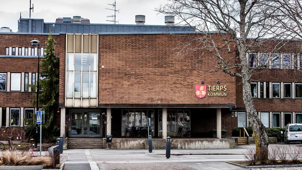 Tierps kommun har inte brutit mot några disciplinära regler när det gäller en skolelev. Däremot säger Skolinspektionen att kommunen måste vidta åtgärder när det gäller skolelevens undervisning.