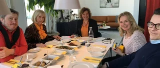 Snapsvisejury sjunger ut