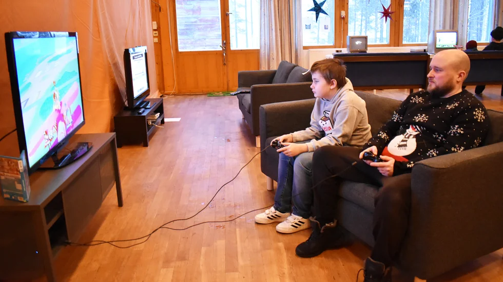 William och Kristoffer Lundgren stod tillsammans med Elvira Lundgren bakom lördagens tv-spelsdag för Musikhjälpen. Det var ett samarbete med Galejan, där även en rad företag hade ställt upp och sponsrat tävlingspriserna.