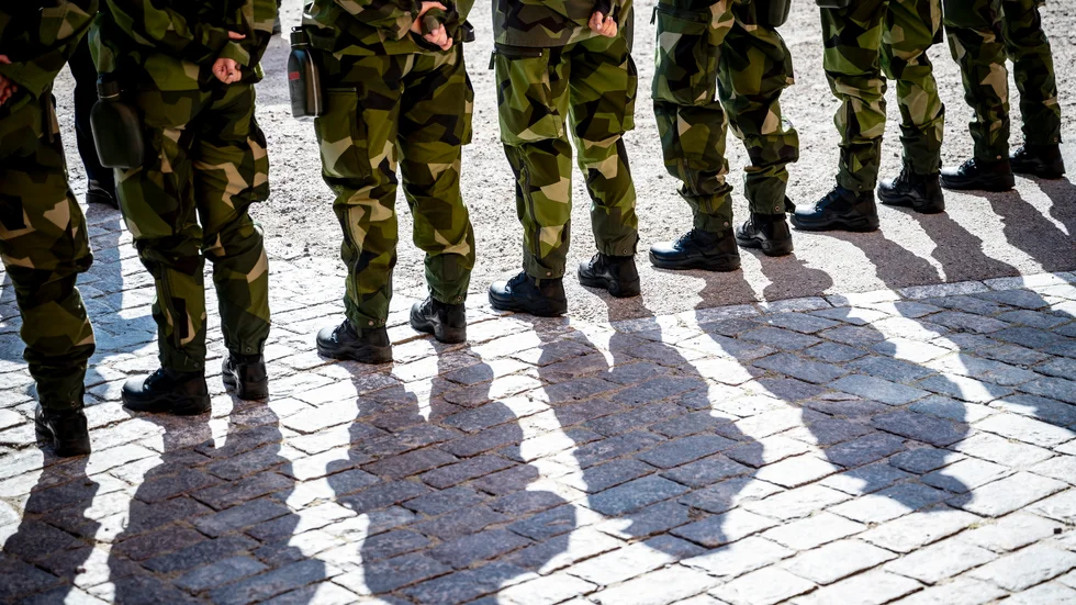 ”Vad är viktigast? Individens valfrihet av olika servicetjänster eller vår gemensamma frihet från krig”, undrar Karin Nyström. 