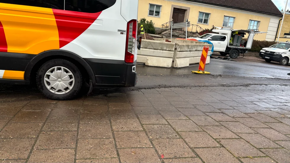 Det är bitvit trångt på Östermalmsgatan, men vägen planeras att vara öppen hela vecka  42.