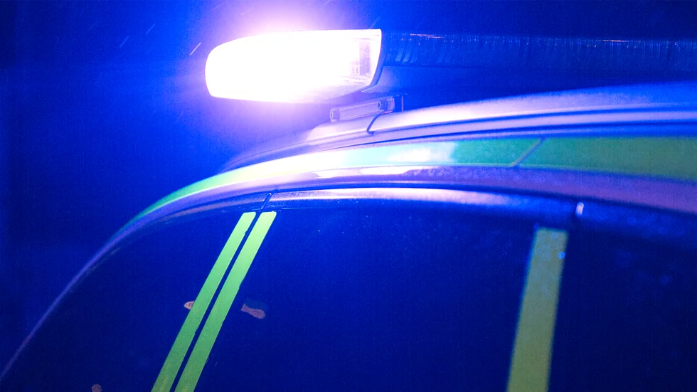 Polisen ingrep mot två berusade personer i Luleå under natten mot onsdagen. 