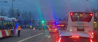 Äldre kvinna krockade med buss – förlorar körkortet 