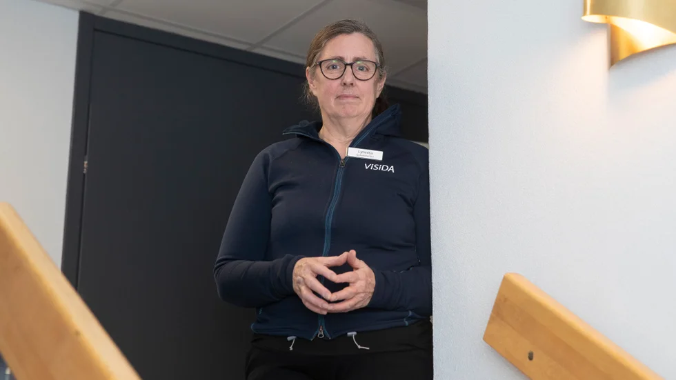 61-åriga sjuksköterskan Lynnita Bergström har bott i Luleå i 40 år - men hon är fortfarande amerikanske medborgare. Hon säger att hon får ont i magen när hon tänker på utgången i valet i hemlandet. 