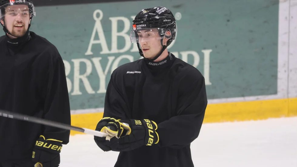 Anton Carlsson har kunnat träna allt mer intensivt i veckan och börjar närma sig en comeback.