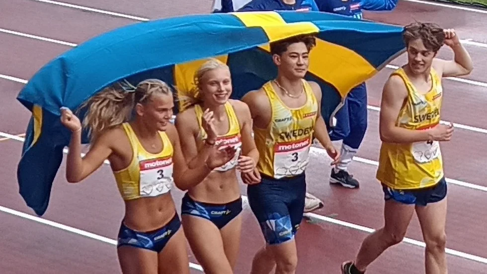 Marvin Hallin, längst till höger i bild, fick en lyckad landslagsdebut under Ungdomsfinnkampen.
