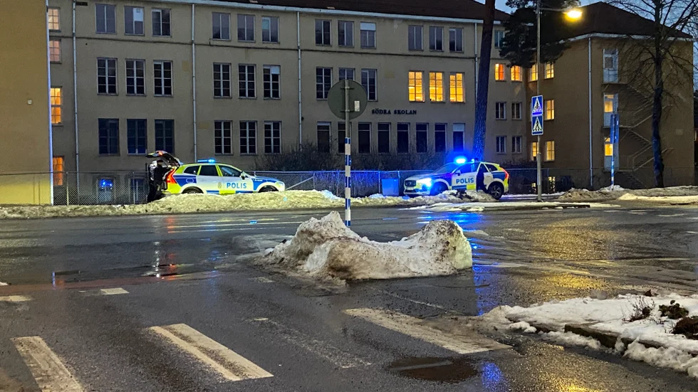 Under tisdagsmorgonen larmades polisen till ett övergångsställe vid Södra skolan, där en cyklist hade blivit påkörd.
