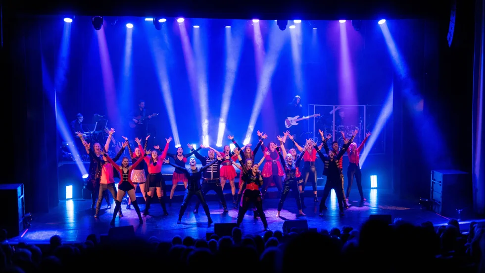 Återsken sätter upp julshowen "Christmas Celebration".