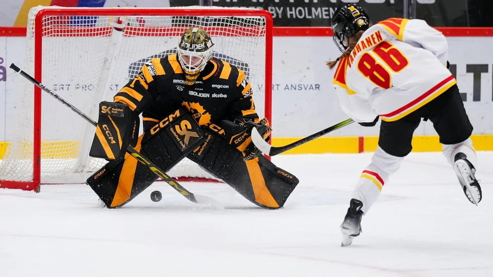 Miranda Dahlgren stod för en mycket bra insats mellan stolparna mot Brynäs, och såg till att AIK hade chansen hela vägen fram till slutsignalen.