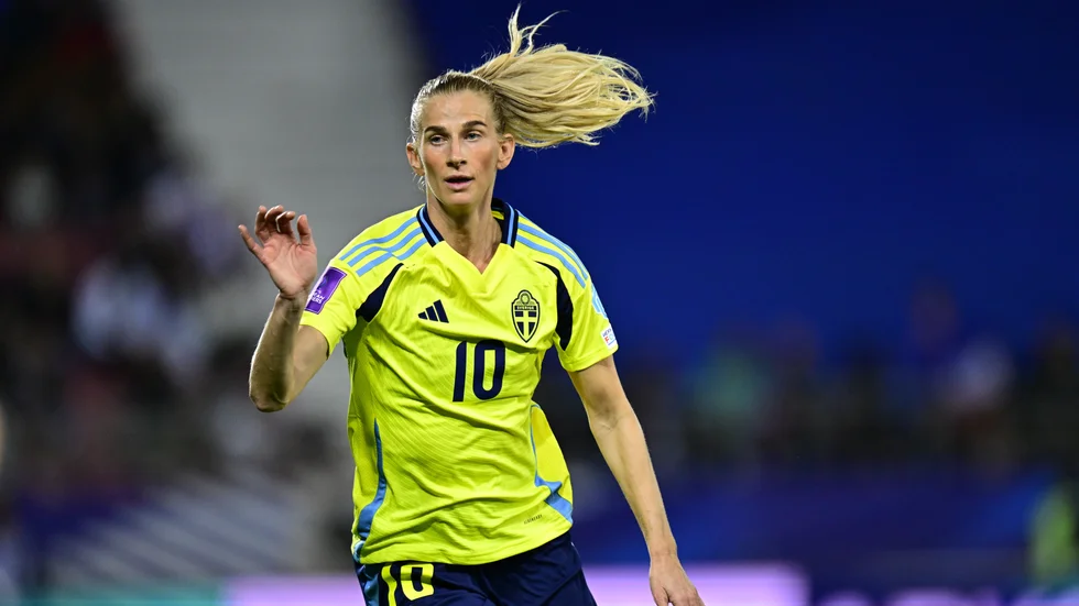 Sveriges Sofia Jakobsson under en EM-kvalmatch tidigare i år. Arkivbild.