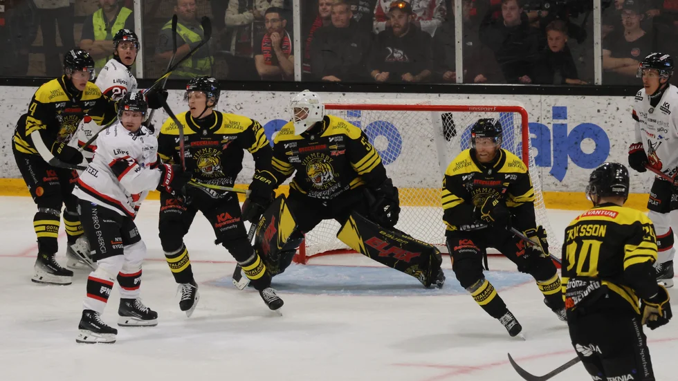 Vimmerby mötte Nybro hemma i den historiska premiärmatchen i Hockeyallsvenskan.