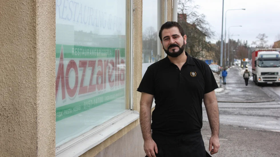Mecit Özturk har nu lagt ut klassiska Mozarella i Flen till salu. 