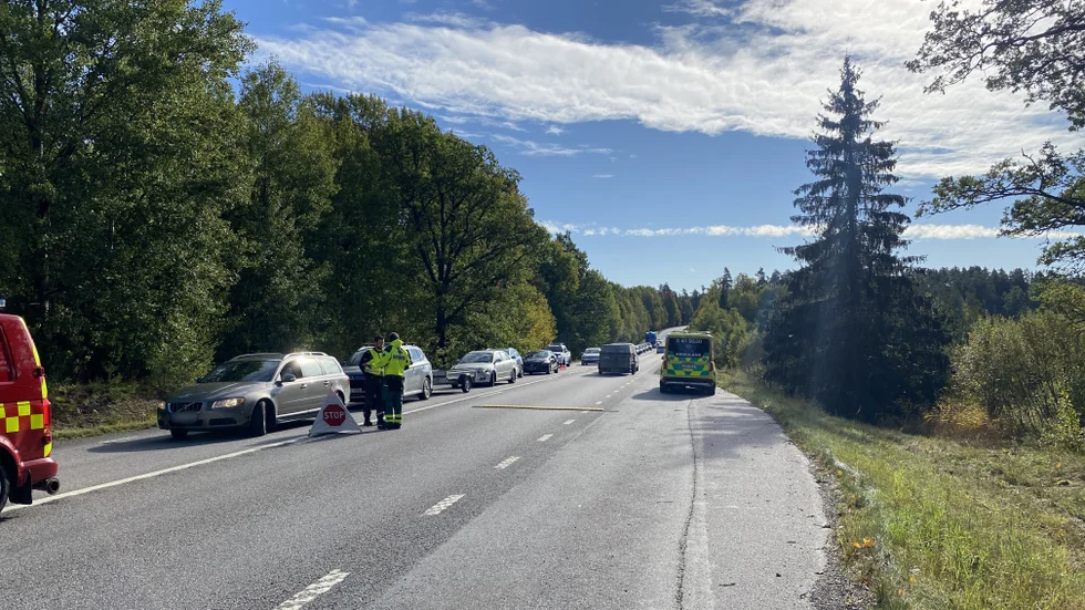 Trafikolycka i höjd med Talja Norra utanför Flen.