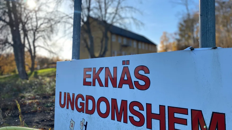 Eknäs ungdomshem är ett SiS-hem för ungdomar mellan 12 och 16 år.