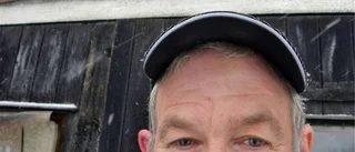Dåliga priser tvingar mjölkbonde sluta