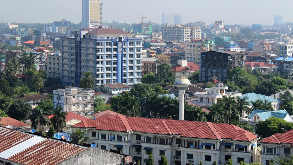 Rangoon, den största staden i militärstyrda Myanmar, skakas av regelbundna våldsdåd riktade mot juntans företrädare. Arkivbild.