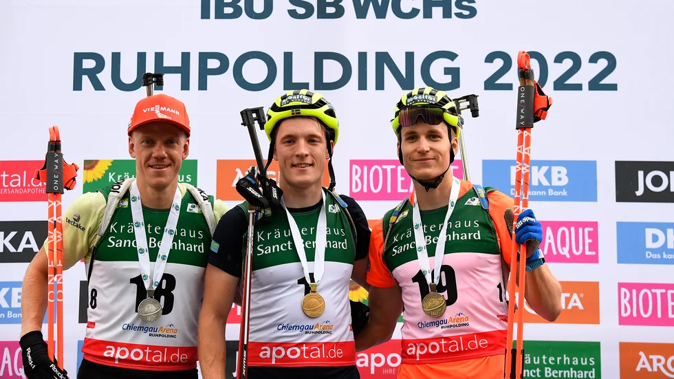 Sebastian Samuelsson tog sitt andra raka VM-guld. Martin Ponsilouma knep bronset i rullskidskytte-VM.