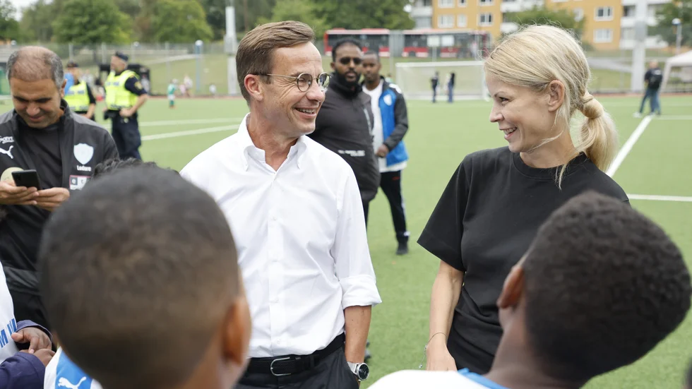 Moderaternas partiledare Ulf Kristersson och Stockholms finansborgarråd Anna König Jerlemyr vill förebygga brott med en satsning på idrott.