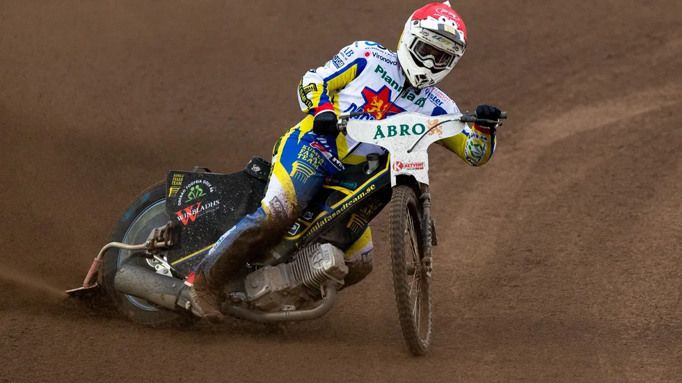 Ludvig Lindgren är tillbaka på sin gamla hemmabana i Kumla för första kvartsfinalmötet mellan Indianerna och Dackarna. 