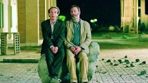 Missar målet. Roberto Benigni och Jean Reno i "Tigern och snön", en film som ska sprida humanismens budskap men missar målet grovt. Foto: Sony