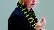 Vill väcka minnen. Bertha Ragnarsdottir har mångårig erfarenhet av demensvård. Under tisdagen föreläste hon om vikten att skriva ner demenssjukas levnadsberättelser.  Foto: Anders Steiner