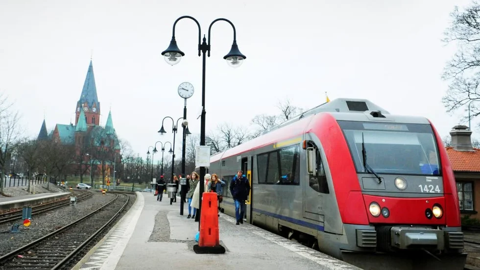 Tågen ställdes in. Men stormen kom aldrig.