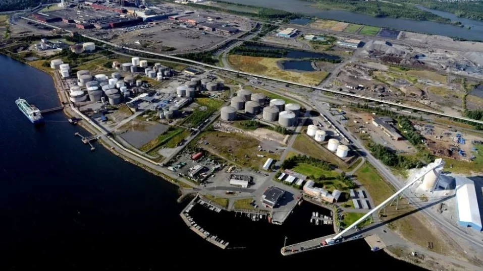 Luleå Hamn AB vill köpa en fastighet på Svartön av Circle K för drygt 4,2 miljoner kronor.