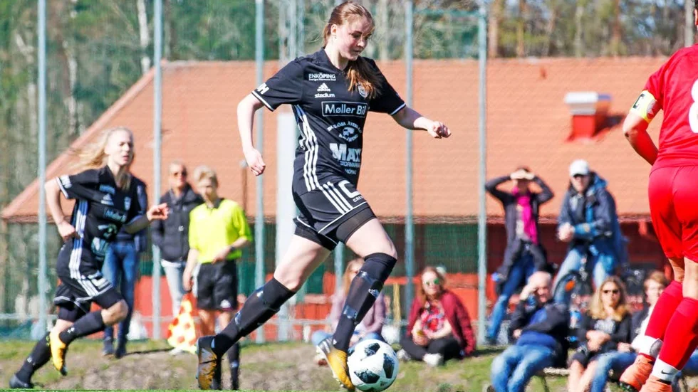 Maja Olsson målskytt för Fanna BK.