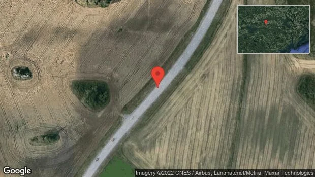 Lastbil i olycka på väg 230