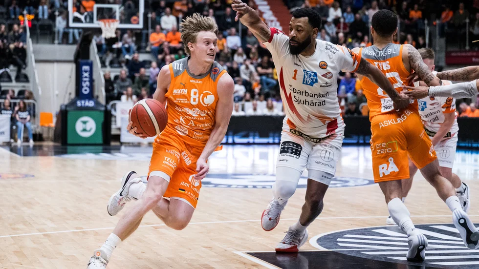 Felix Terins och Norrköping Dolphins imponerade stort i den första finalmatchen mot Borås.