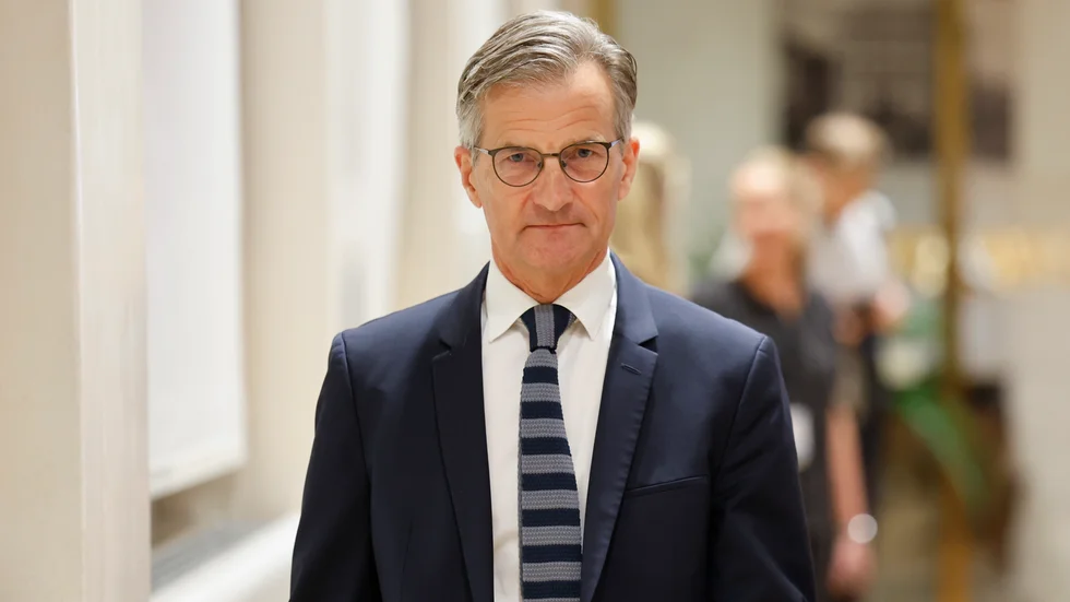 Riksbankschef Erik Thedéen och hans direktion väntas sänka styrräntan till 2 procent i mars 2025, enligt en färsk prognos från SEB:s ekonomer. Arkivbild