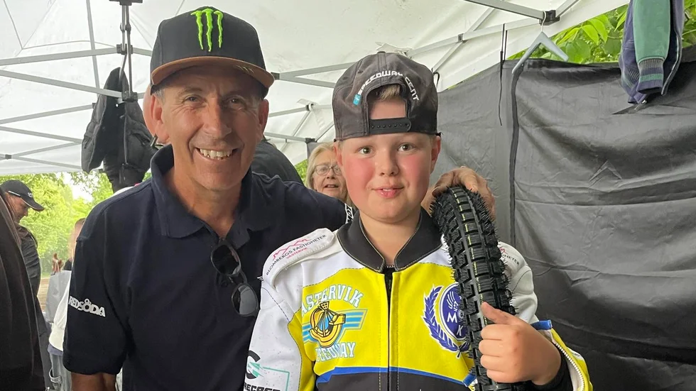 Amerikanske speedwaylegendaren Greg Hancock coachade Västerviks Texas Johansson på ett träningsläger i Tjeckien.