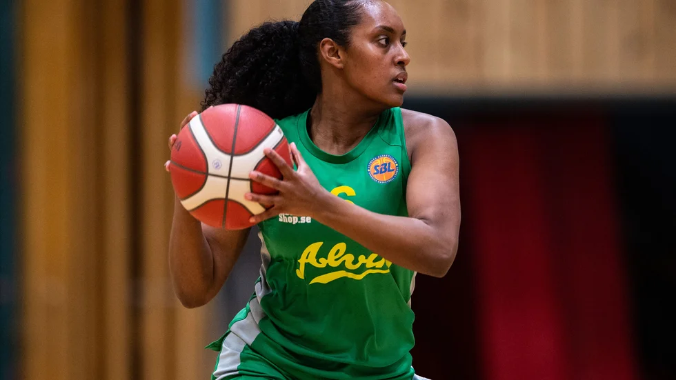 Divora Alem är klar för Luleå Basket.