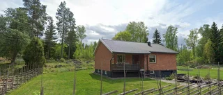 Nya ägare till 60-talshus i Tobo - prislappen: 1 630 000 kronor