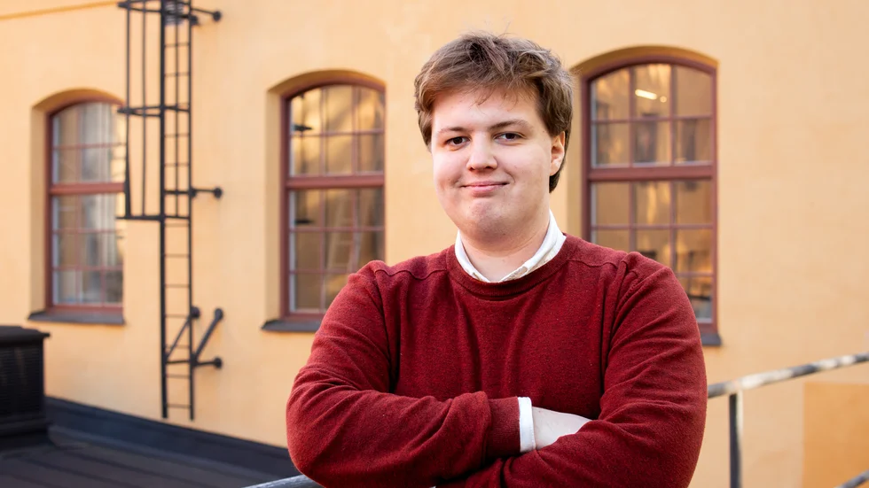 Jonathan Törnstrand drar en lans för hög volym i stan.