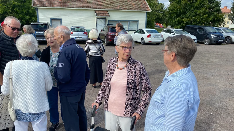– Jag hade ju kantor Lundborg och det hade ju du också, mamma. Anne-Catrine Hylén (t h), 76, i samspråk med sin mor Elsy Hylén, 93 år. Båda har gått i Sya skola som lades ner redan1960. Båda kom till skolåterträffen i Sya.