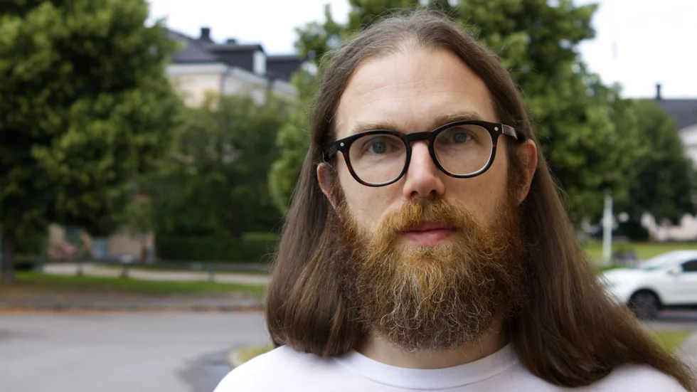 Johan Wallén bor i Runtuna och jobbar i Nyköping. Han är beroende av gastappen på Circle K för att kunna köra sin bil på ett miljövänligare sätt.